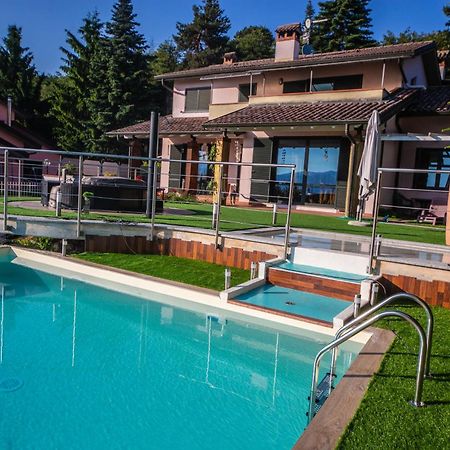 Villa Buzzi Besozzo Szoba fotó
